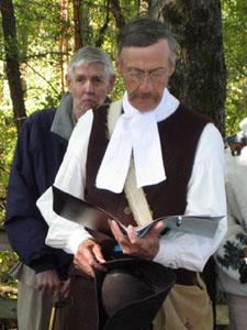 Phil Colarusso a re-enactor with 13th Reg., 4th Co., Albany Co. Militia offers a prayer