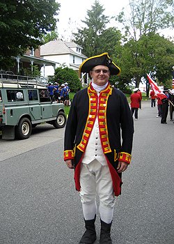 Chapter President Douglas Gallant in 2nd Continental Artillery colors